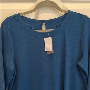 JJILL size medium petite, blue with black small dots.